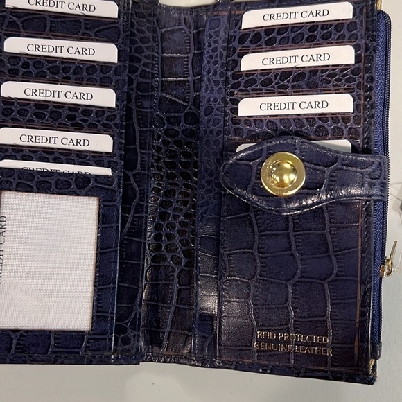 Union CODE purple LEATHER WALLET RFID PROTECTED NWT - Picture 3 of 6